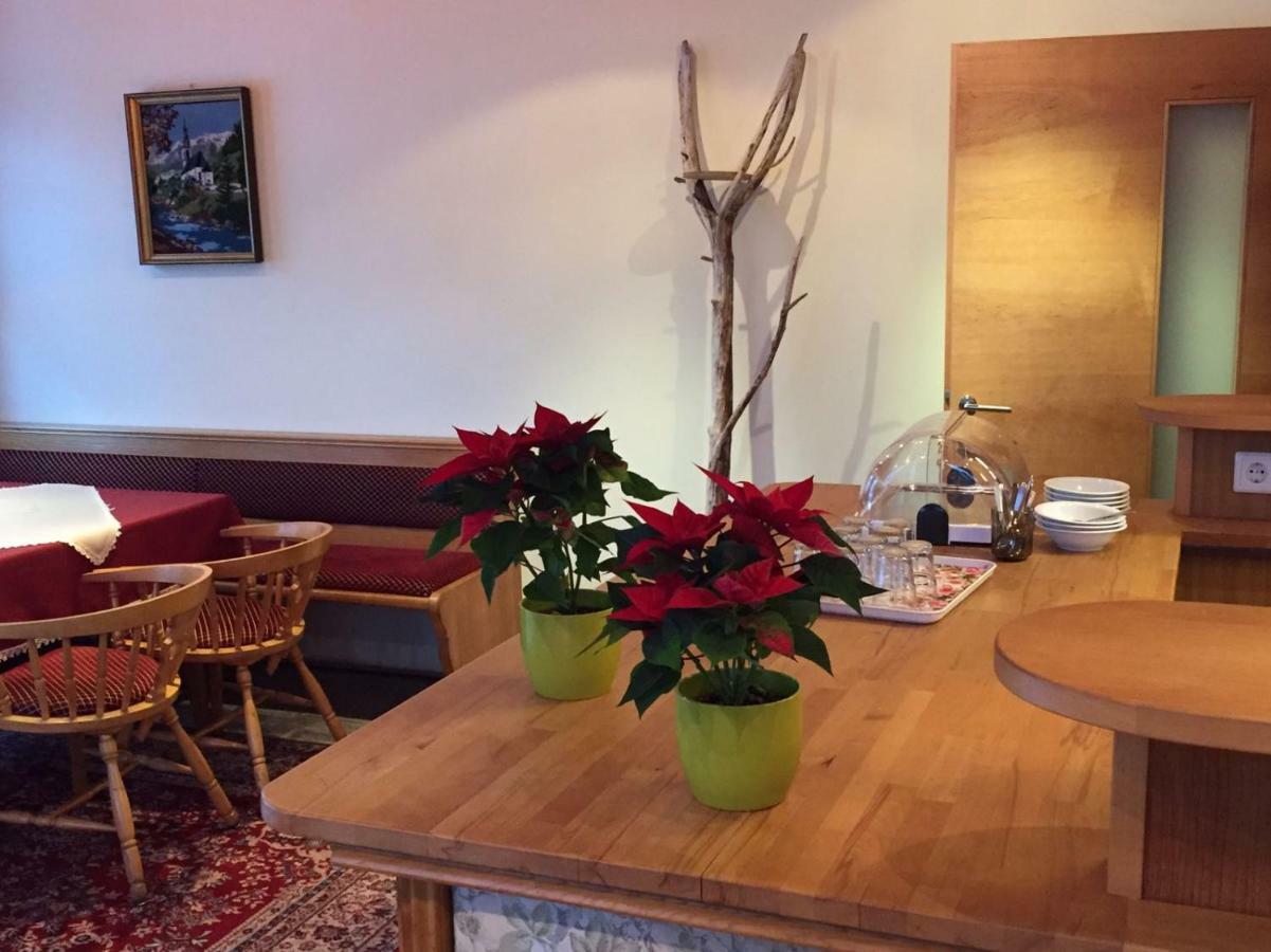 Bed and breakfast Privatzimmervermietung Wiederkehr